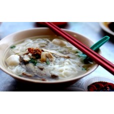 清汤河粉 Rice Noodles Soup